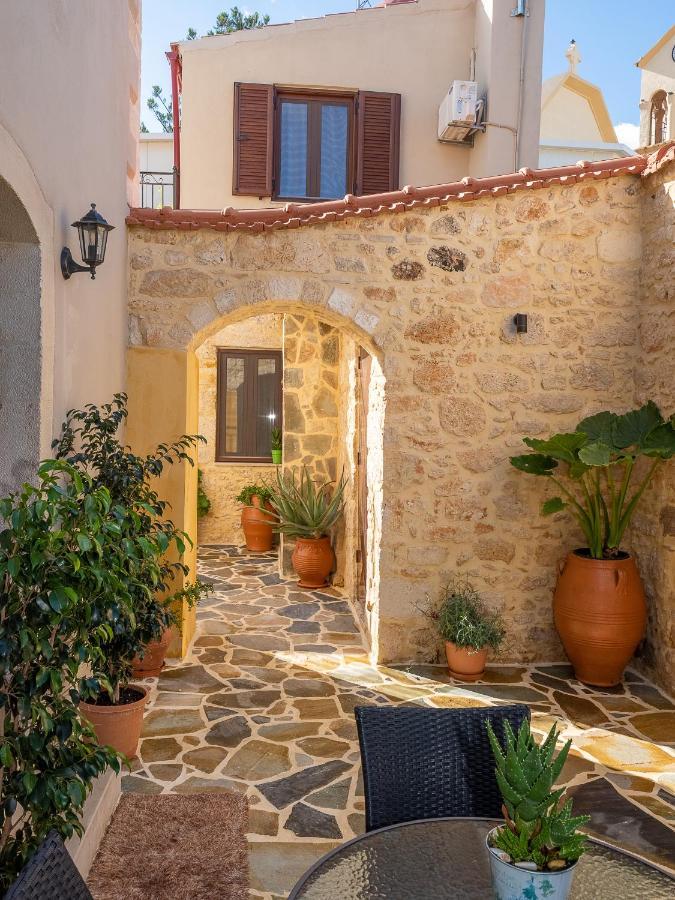 Villa Lucas Melidhónion Exteriér fotografie