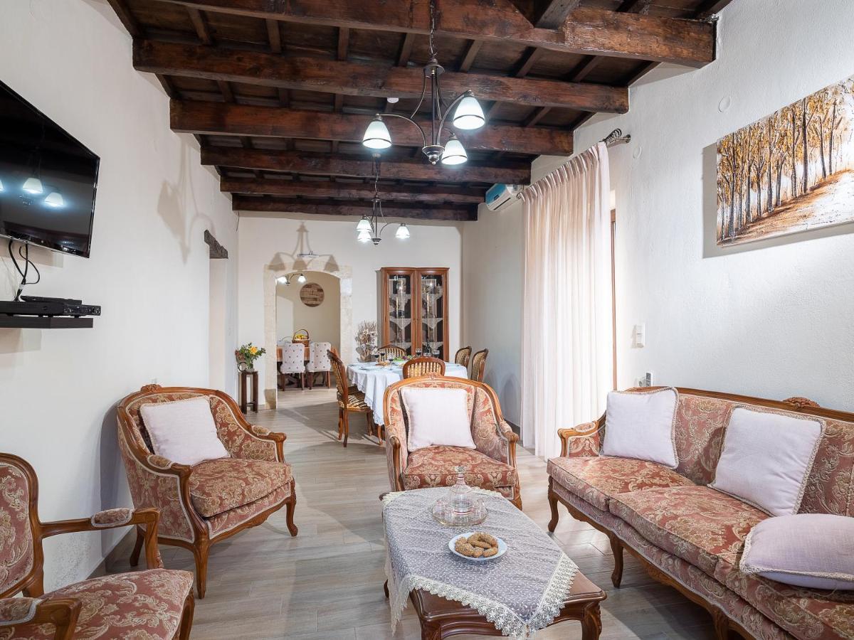 Villa Lucas Melidhónion Exteriér fotografie