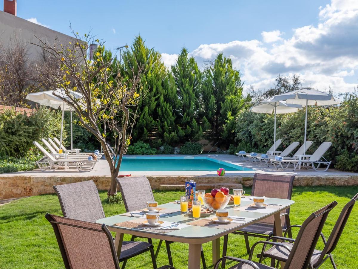 Villa Lucas Melidhónion Exteriér fotografie