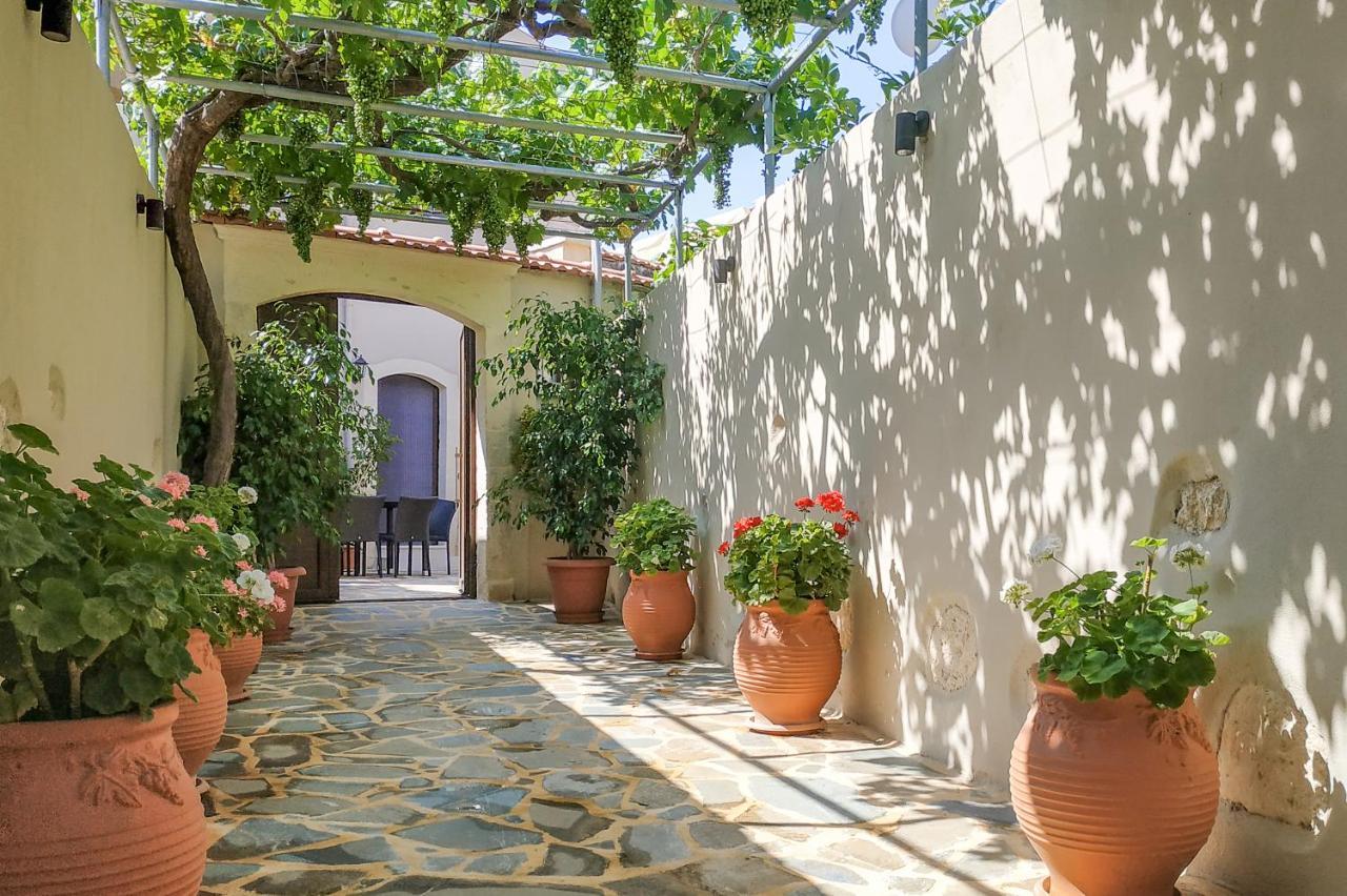 Villa Lucas Melidhónion Exteriér fotografie
